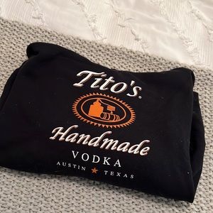 Tito’s Gildan Sweatshirt